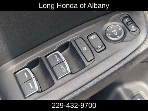 Used 2021 Honda Accord Sport image 12