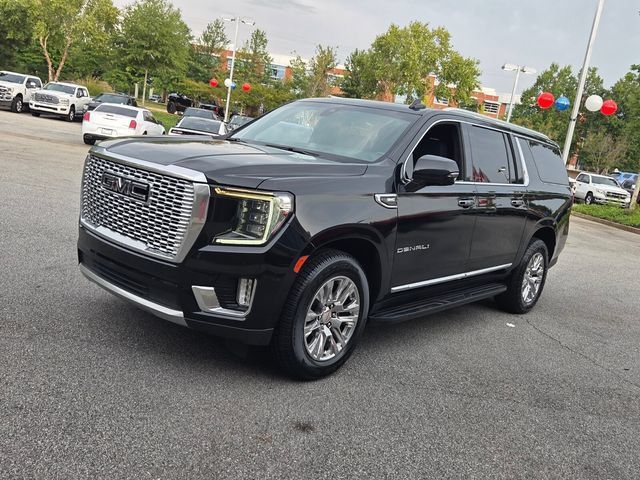 Used 2021 GMC Yukon XL Denali RWD image 4