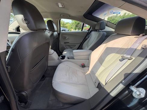 Used 2013 Chevrolet Volt Premium w/ Premium Trim Package image 8