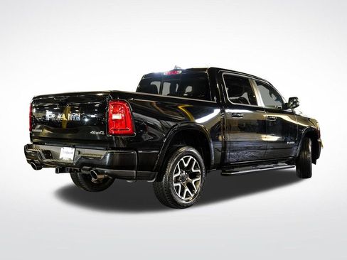 Used 2025 RAM 1500 Laramie AWD/4WD image 5