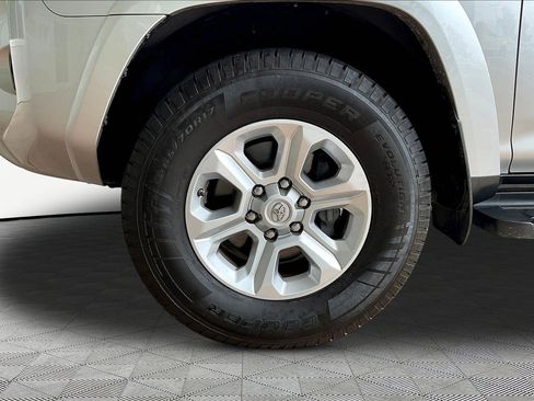 Used 2020 Toyota 4Runner SR5 Premium AWD/4WD image 32