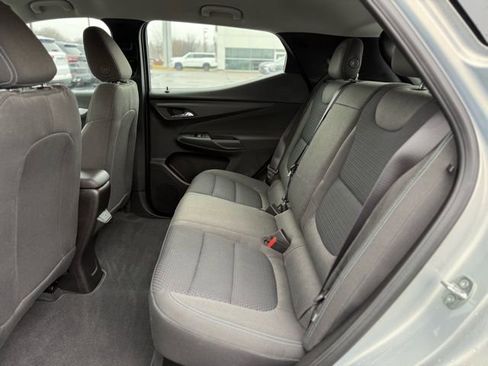Used 2023 Chevrolet Bolt EUV LT w/ Comfort Package image 17