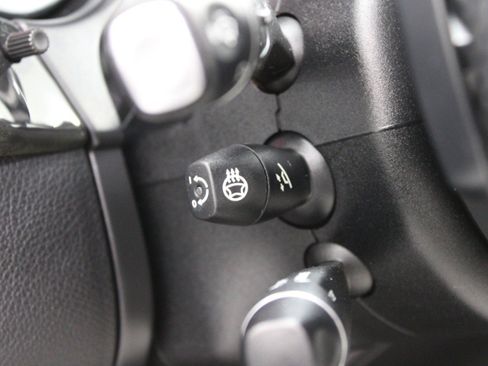 Used 2018 Mercedes-Benz GLE 350 4MATIC image 23