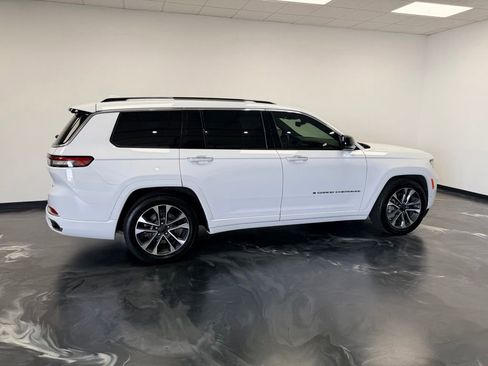 Used 2021 Jeep Grand Cherokee L Overland w/ Luxury Tech Group IV AWD/4WD image 27