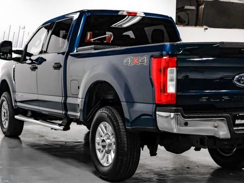 Used 2017 Ford F250 XLT w/ XLT Value Package AWD/4WD image 15