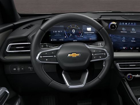 New 2027 Chevrolet Traverse LT w/ Midnight/Sport Edition FWD image 5