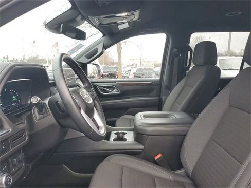 Certified 2024 GMC Yukon SLE w/ Max Trailering Package image 17