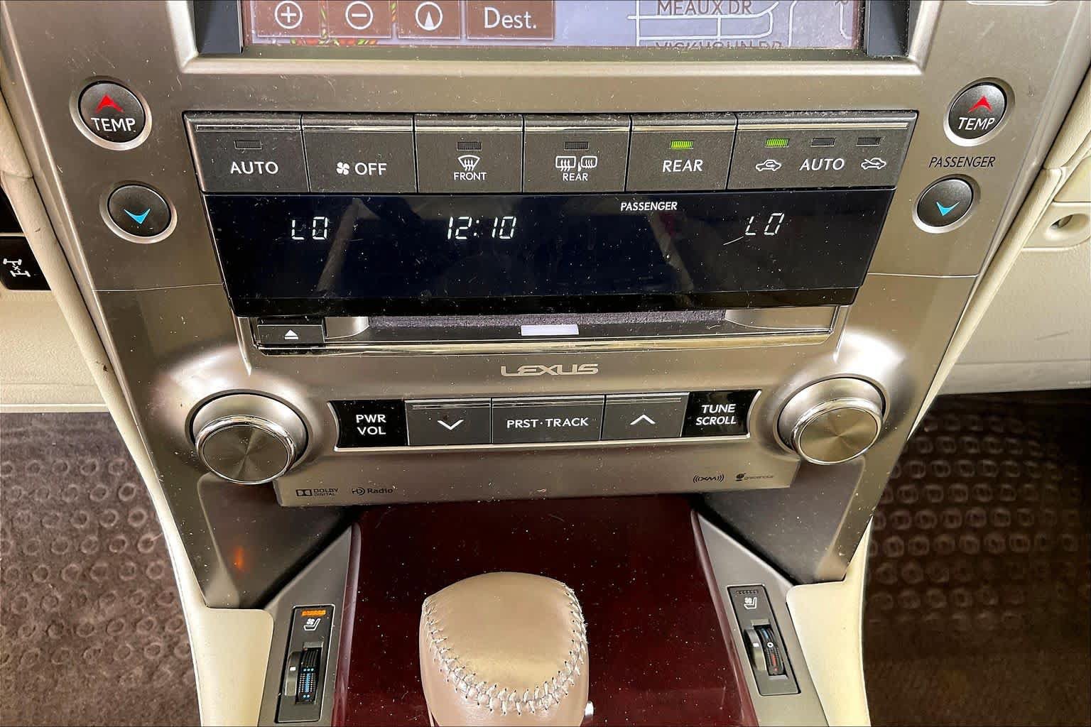 Used 2015 Lexus GX 460 w/ Premium Package AWD/4WD image 32