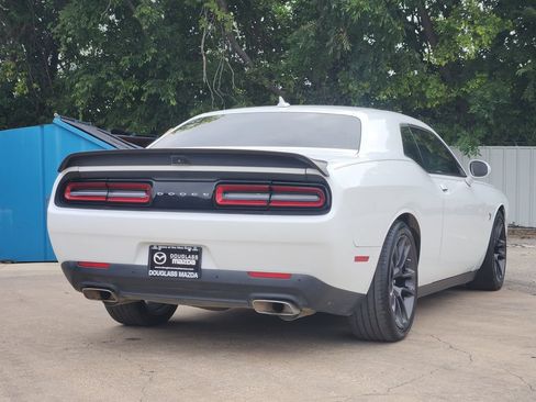 Used 2021 Dodge Challenger R/T Scat Pack RWD image 5