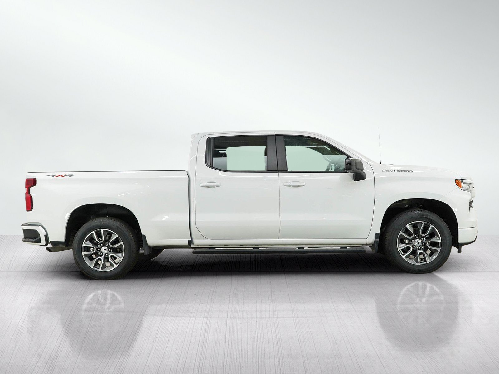 Used 2024 Chevrolet Silverado 1500 RST w/ Protection Package AWD/4WD image 6