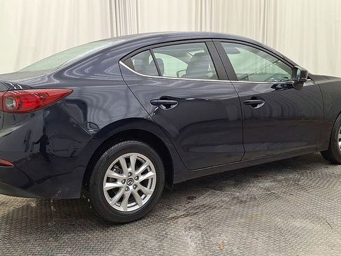 Used 2018 MAZDA MAZDA3 Sport w/ Preferred Equipment Package image 3
