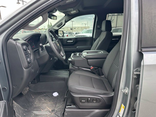 Used 2024 Chevrolet Silverado 1500 Custom w/ Turbomax Blackout Package AWD/4WD image 21