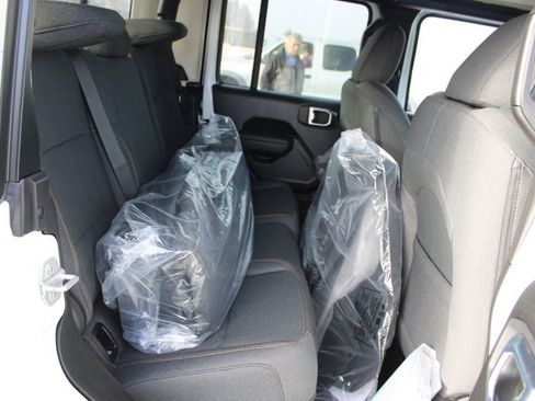 New 2026 Jeep Gladiator Sport image 26