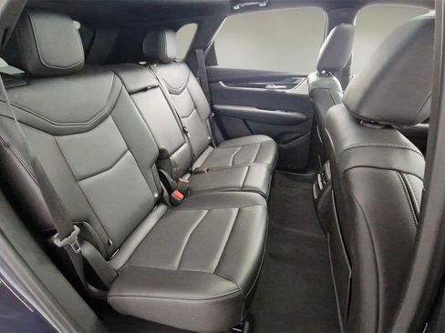 Used 2025 Cadillac XT5 Premium Luxury image 29