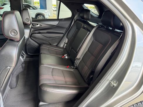 Used 2024 Chevrolet Equinox RS FWD image 23