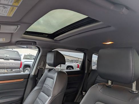 Used 2021 Honda CR-V Touring image 23