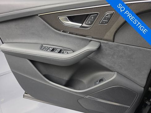 Used 2023 Audi SQ7 Prestige AWD/4WD image 25