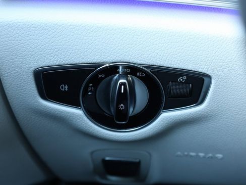 Used 2022 Mercedes-Benz E 350 Sedan w/ Driver Assistance Package image 36