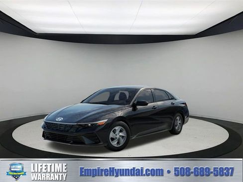 New 2026 Hyundai Elantra SE image 1