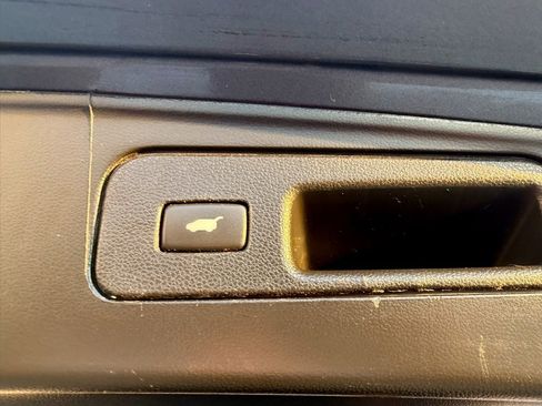 Used 2015 Honda Pilot EX-L image 8