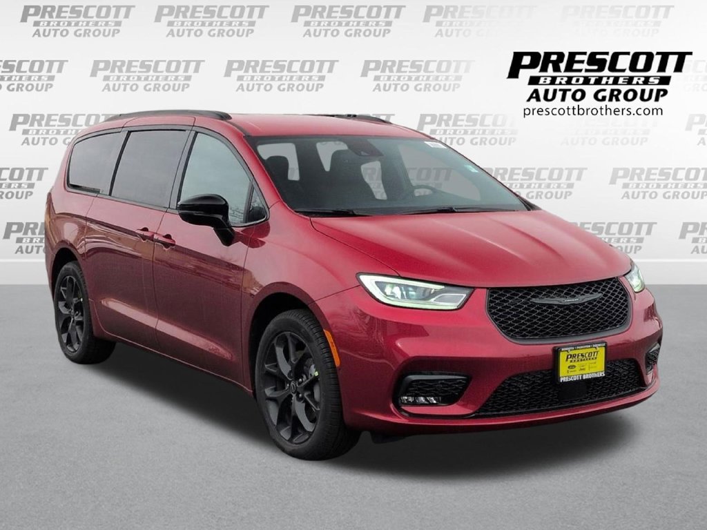 New 2026 Chrysler Pacifica Select w/ S Appearance Package AWD/4WD image 1