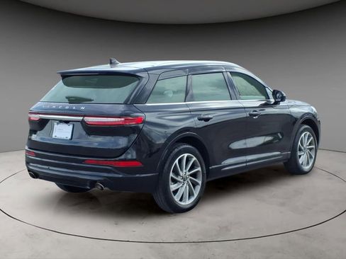 Certified 2024 Lincoln Corsair Grand Touring AWD/4WD image 9