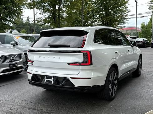 Certified 2025 Volvo EX90 Plus AWD/4WD image 4