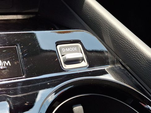 Certified 2025 Nissan Murano SV AWD/4WD image 25