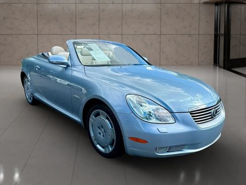 Used 2004 Lexus SC 430 Convertible RWD image 28