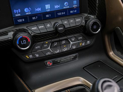Used 2019 Chevrolet Corvette ZR1 RWD image 76