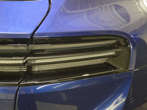 New 2025 Porsche Macan 4S Electric image 12