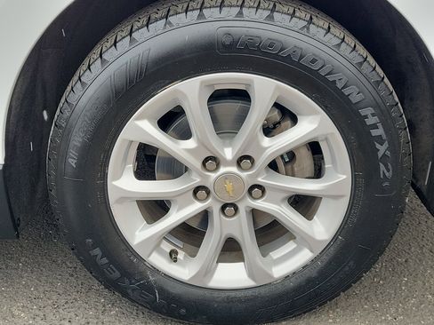 Used 2020 Chevrolet Equinox LS image 21