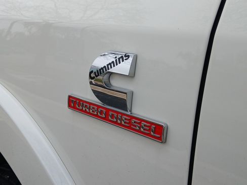 Used 2020 RAM 3500 Laramie image 33
