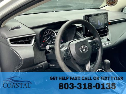 Used 2022 Toyota Corolla LE FWD image 11