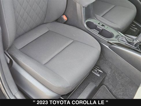 Used 2023 Toyota Corolla LE image 30
