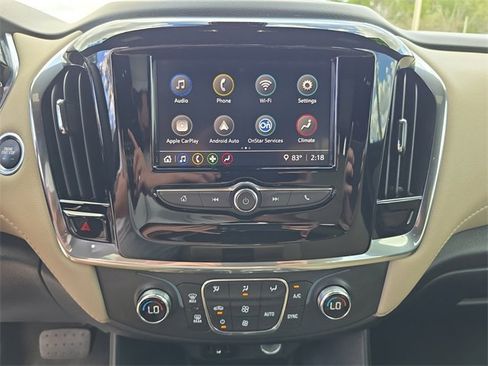 Used 2023 Chevrolet Traverse LS image 18
