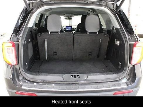 Used 2024 Ford Explorer Limited AWD/4WD image 14