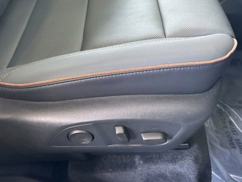 Used 2024 GMC Acadia AT4 w/ Super Cruise Package image 25