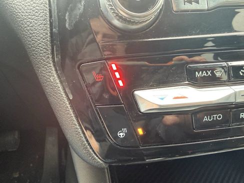 Used 2022 Ford Explorer ST-Line w/ Class IV Trailer Tow Package image 22