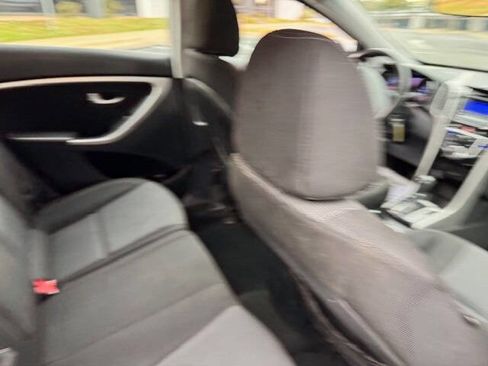 Used 2014 Hyundai Elantra GT image 19