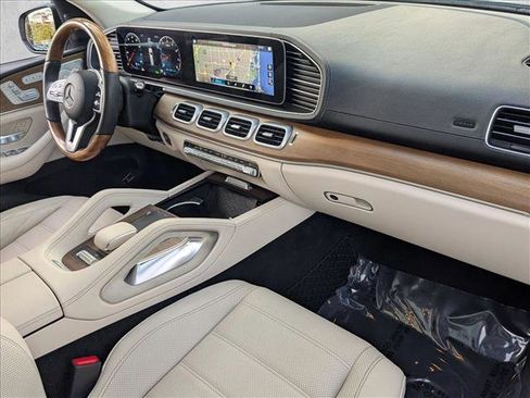 Certified 2021 Mercedes-Benz GLS 580 4MATIC image 23