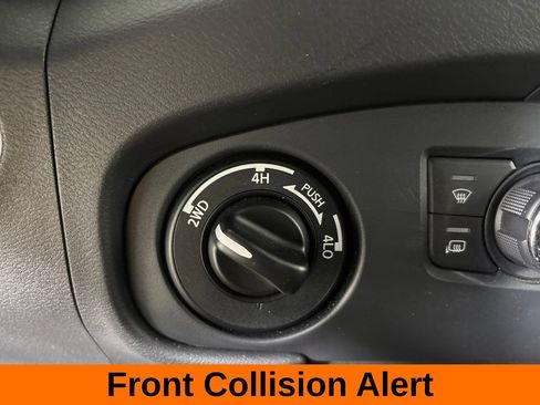 Used 2022 Nissan Frontier PRO-4X AWD/4WD image 17