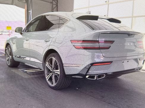 Used 2026 Genesis GV80 3.5T e-SC image 3