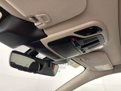 Used 2023 Subaru Outback Premium image 20