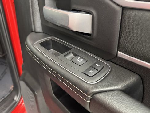 Used 2024 RAM 2500 Big Horn w/ Sport Appearance Package image 60