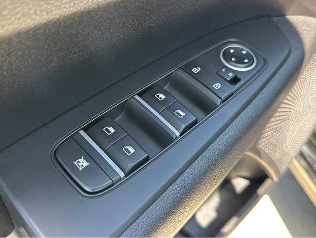Certified 2023 Kia Forte LXS FWD image 34