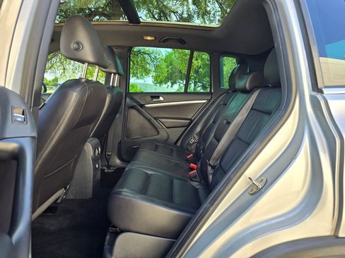Used 2014 Volkswagen Tiguan R-Line FWD image 45