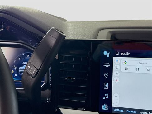 Used 2024 Chevrolet Silverado 1500 LT image 11