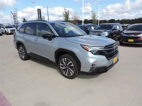 New 2025 Subaru Forester Touring image 3