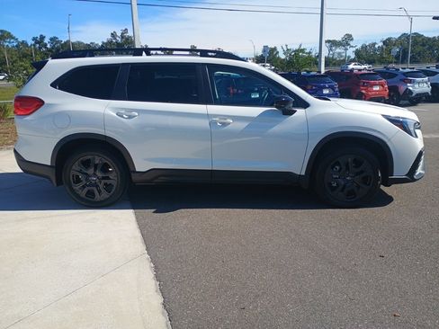 Certified 2025 Subaru Ascent Onyx Edition w/ Onyx Package image 4